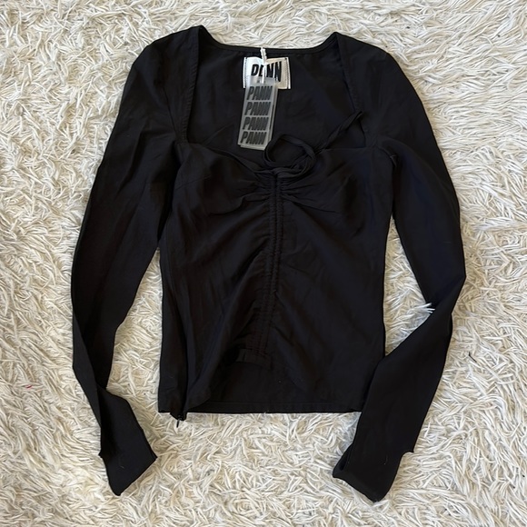 PANN Front Ruched Top - Picture 1 of 6
